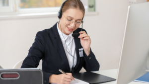 Un professionnel à distance pour gérer efficacement les tâches administratives de votre hôtel.